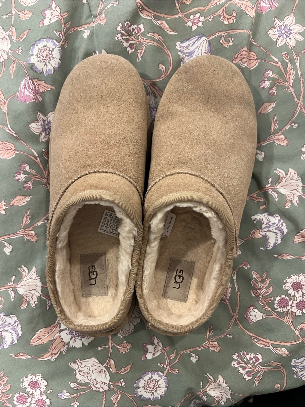 UGG Womens Slip-On Suede Slippers in Chestnut Tan
